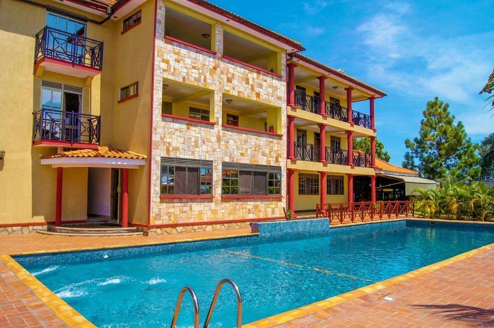Rosemary Courts Bed And Breakfast Entebbe Esterno foto