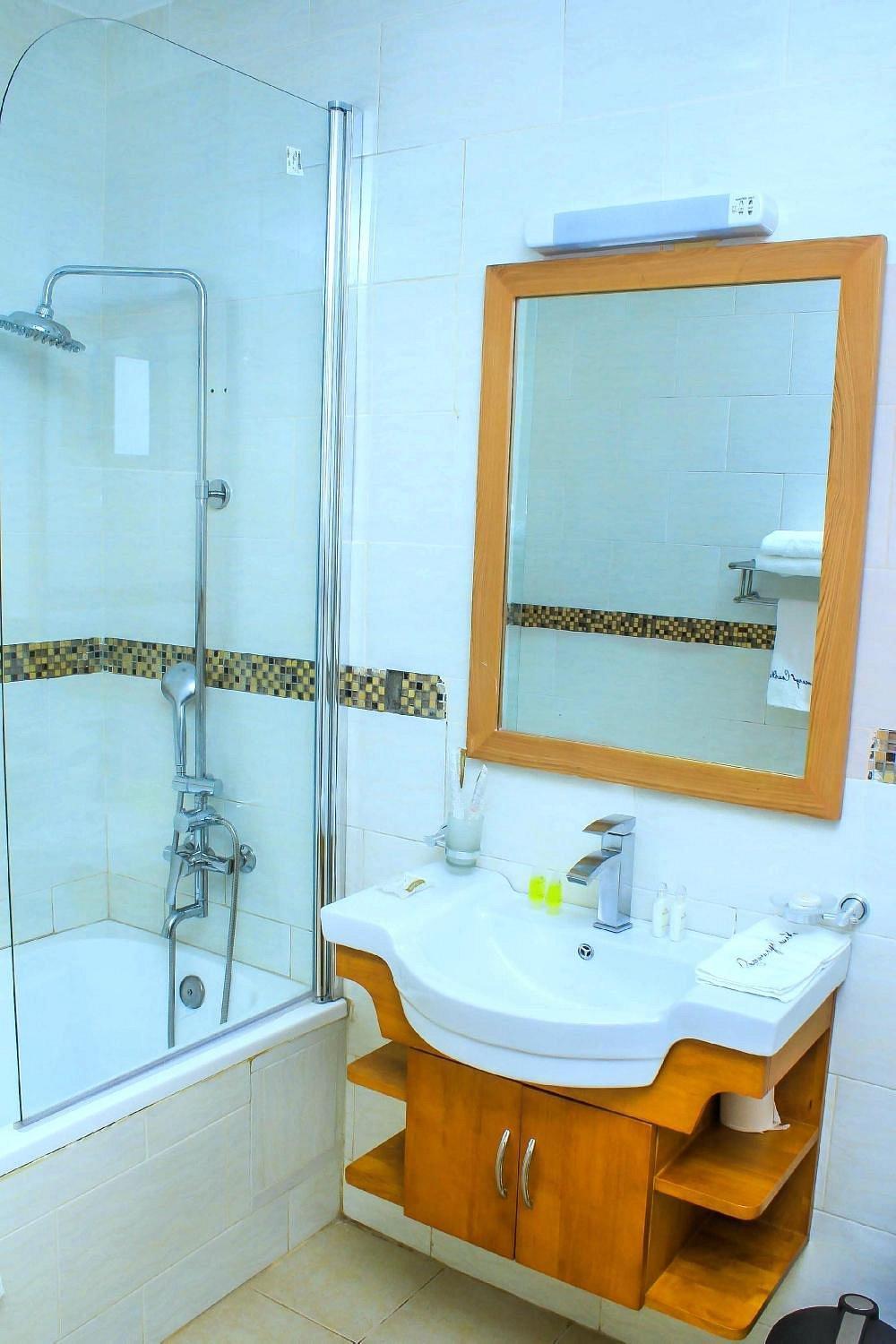 Rosemary Courts Bed And Breakfast Entebbe Esterno foto